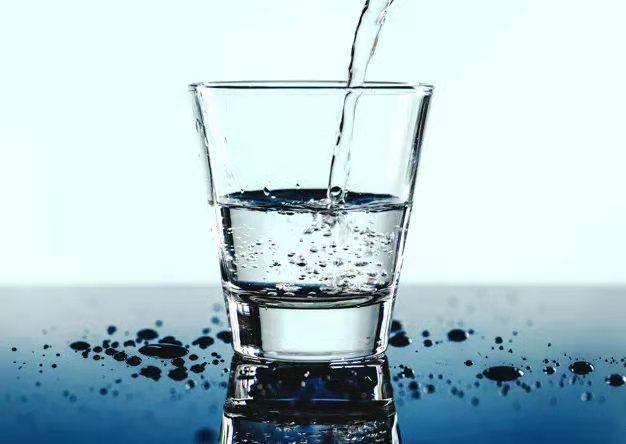 如果你一直喝水会怎么样（你真的会喝水吗）(1)